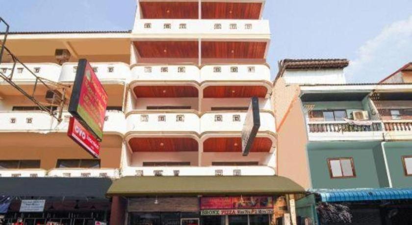 Oyo 811 Jasmine Villa Pattaya Εξωτερικό φωτογραφία